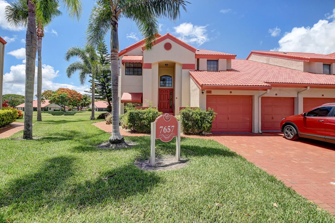 Active With Contract: $5,000 (3 beds, 2 baths, 1620 Square Feet)