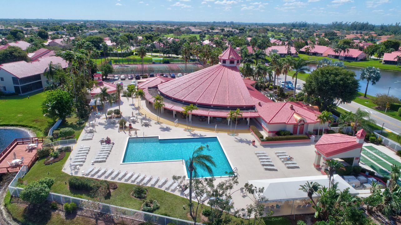 Active With Contract: $5,000 (3 beds, 2 baths, 1620 Square Feet)