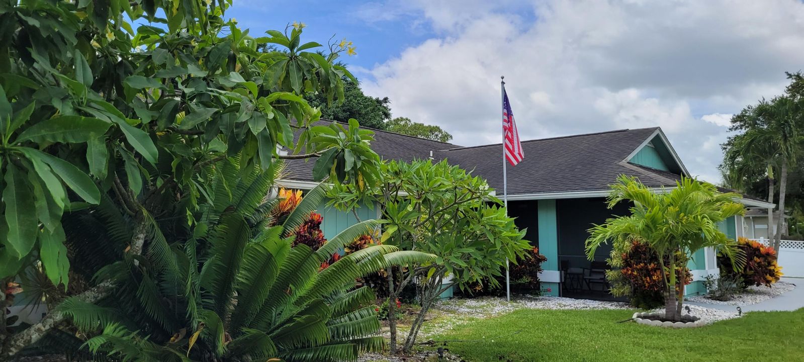 待售: $599,900 (3 贝兹, 2 浴室, 2319 平方英尺)