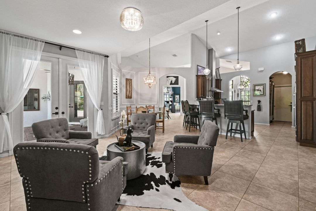 待售: $1,100,000 (4 贝兹, 3 浴室, 3002 平方英尺)