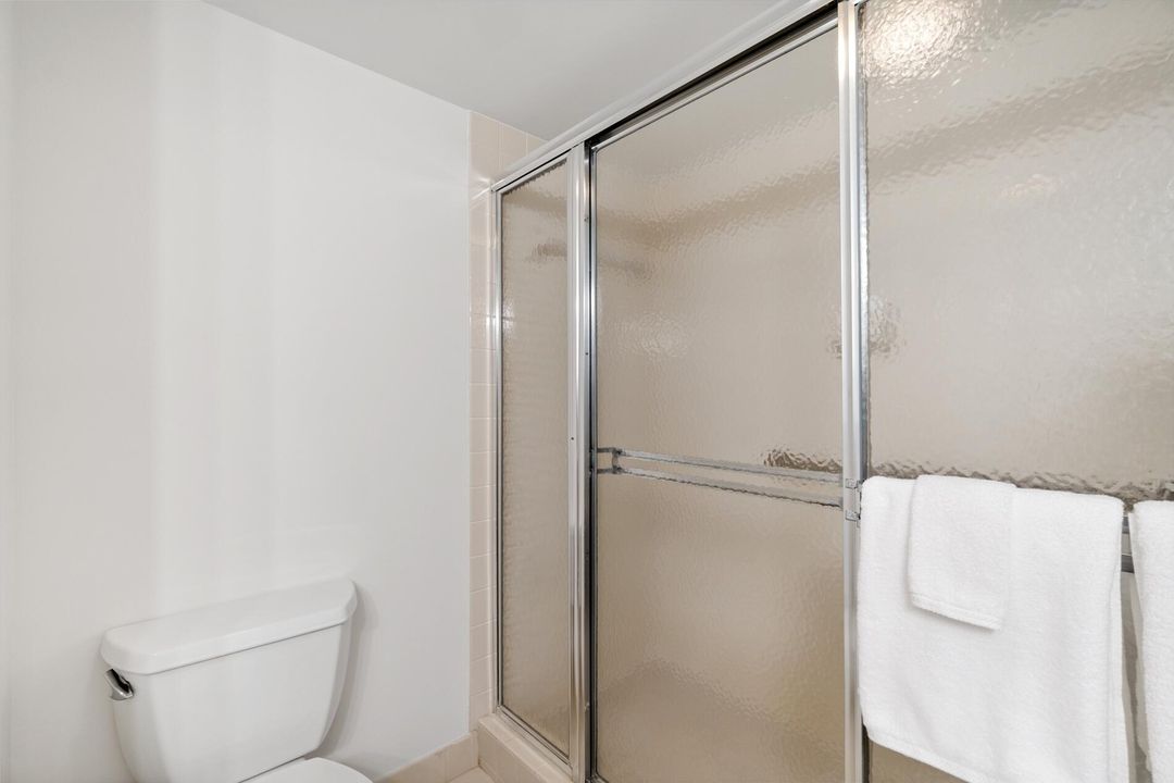 For Rent: $16,000 (2 beds, 2 baths, 2307 Square Feet)