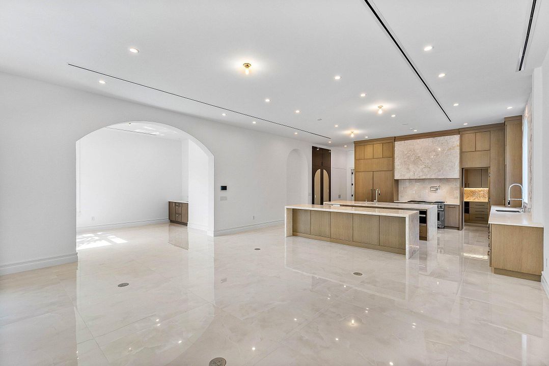 En Venta: $7,250,000 (7 camas, 7 baños, 7019 Pies cuadrados)