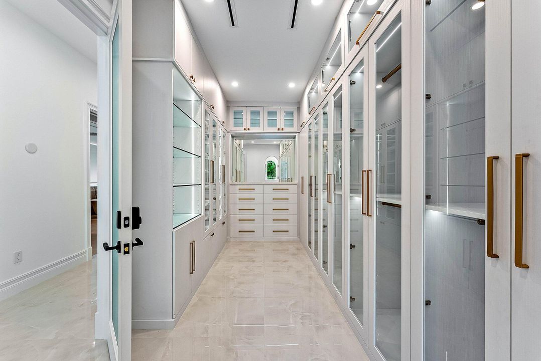 En Venta: $7,250,000 (7 camas, 7 baños, 7019 Pies cuadrados)