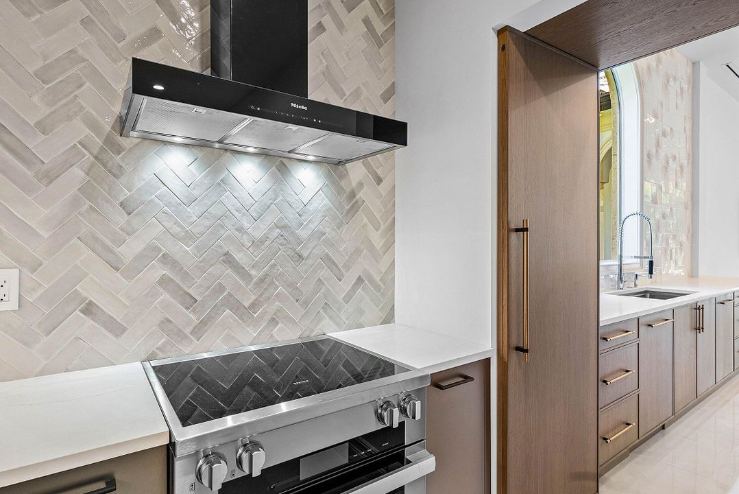 En Venta: $7,250,000 (7 camas, 7 baños, 7019 Pies cuadrados)