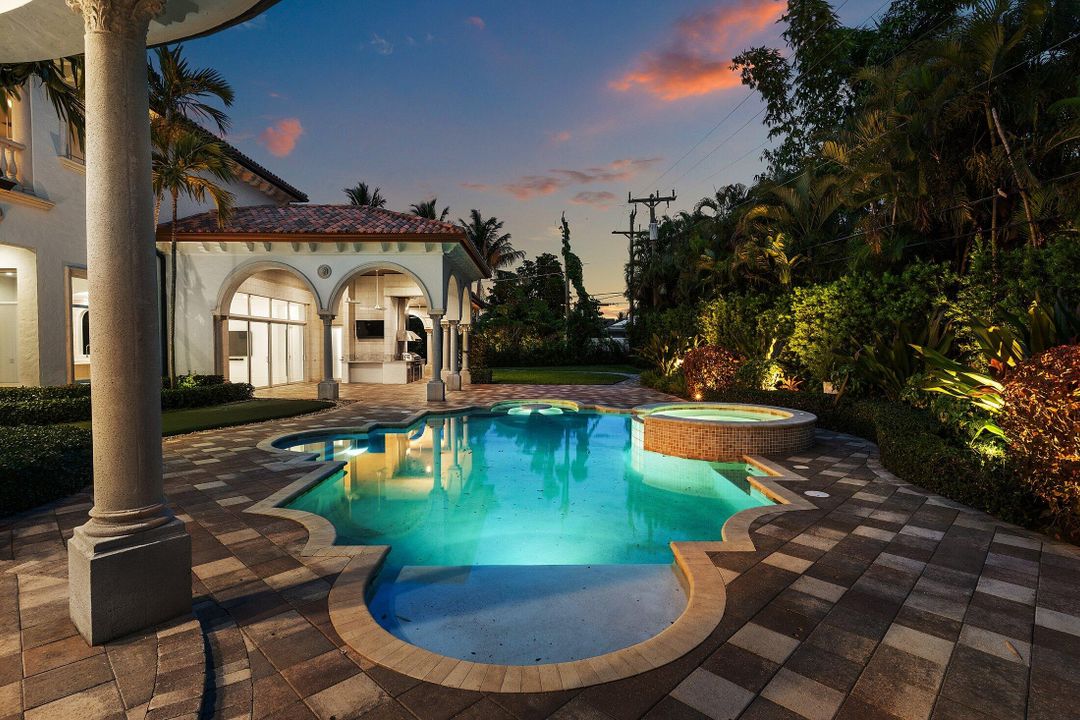 En Venta: $7,250,000 (7 camas, 7 baños, 7019 Pies cuadrados)