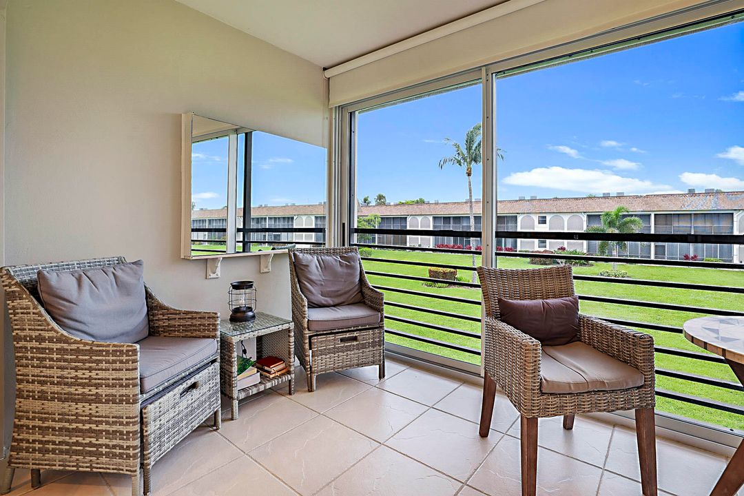 En Venta: $420,000 (2 camas, 2 baños, 1063 Pies cuadrados)