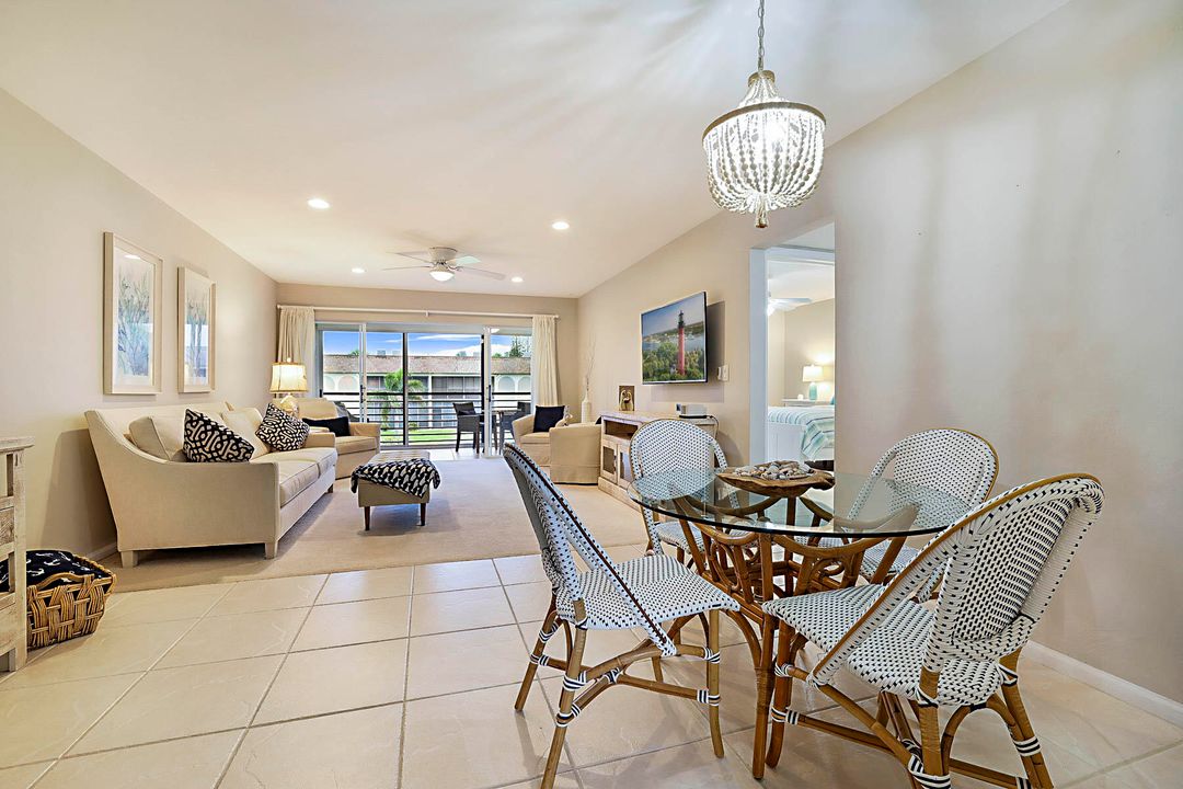 En Venta: $420,000 (2 camas, 2 baños, 1063 Pies cuadrados)