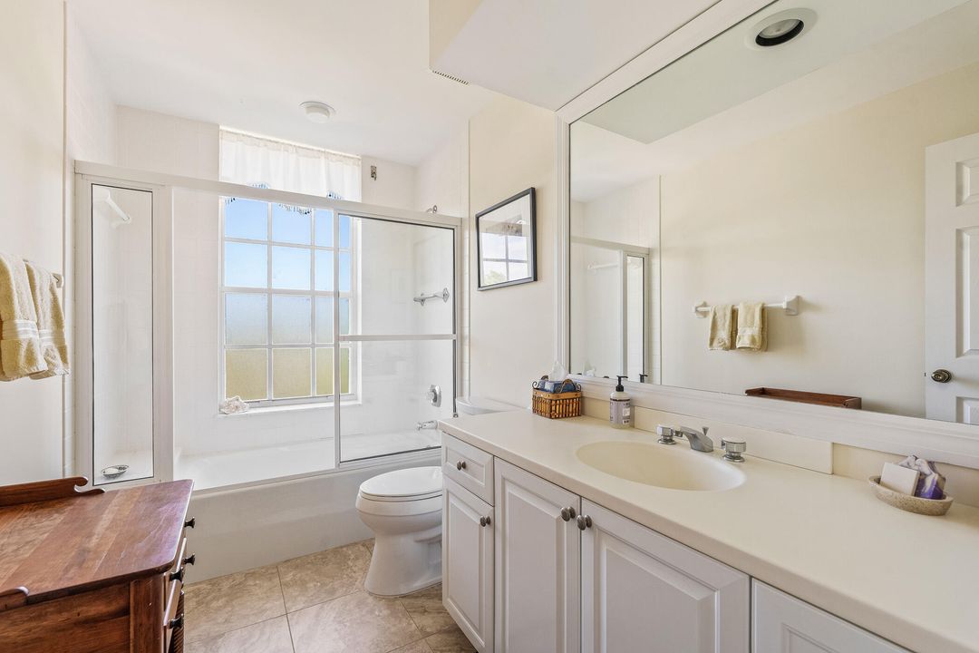 待售: $1,250,000 (3 贝兹, 2 浴室, 2632 平方英尺)