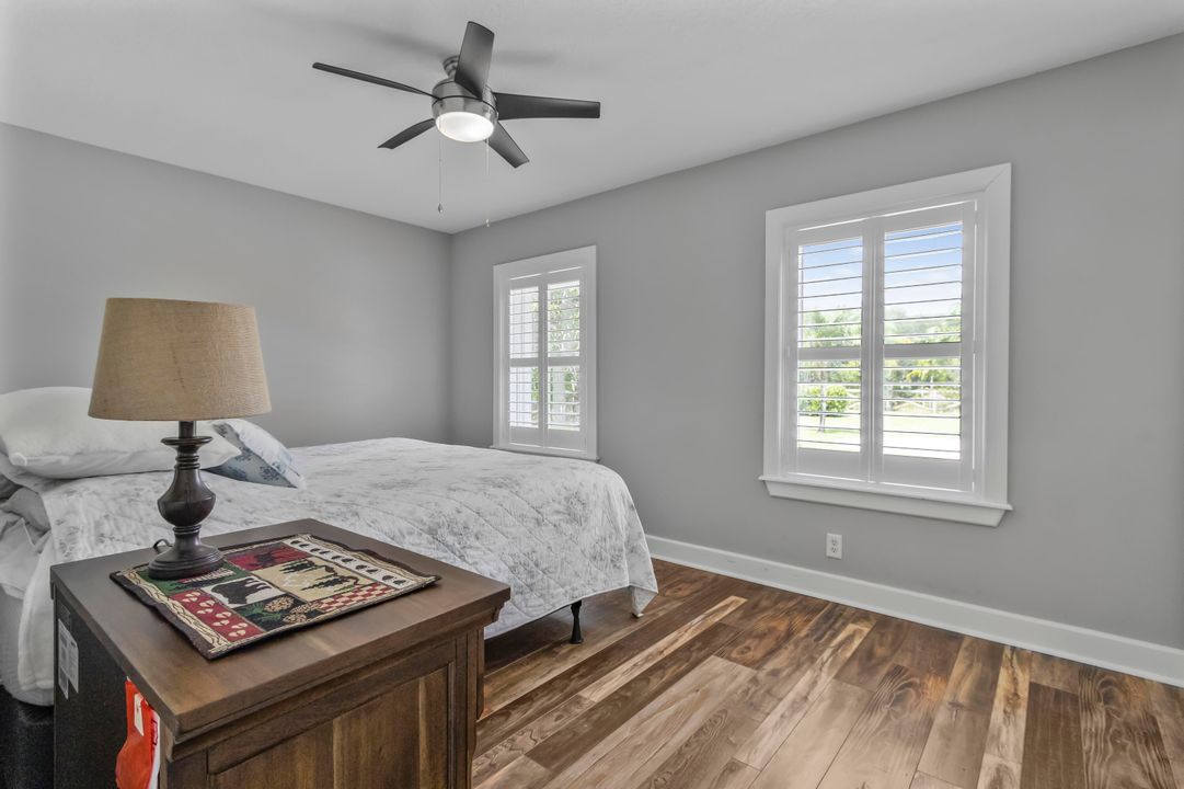 For Sale: $1,720,000 (4 beds, 2 baths, 2960 Square Feet)