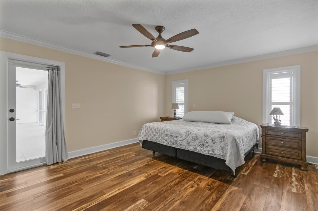 For Sale: $1,720,000 (4 beds, 2 baths, 2960 Square Feet)