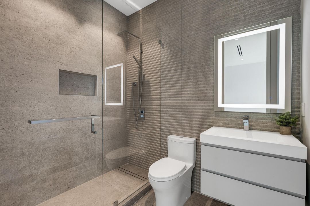 На продажу: $11,900,000 (5 спален, 7 ванн, 6774 Квадратных фут)