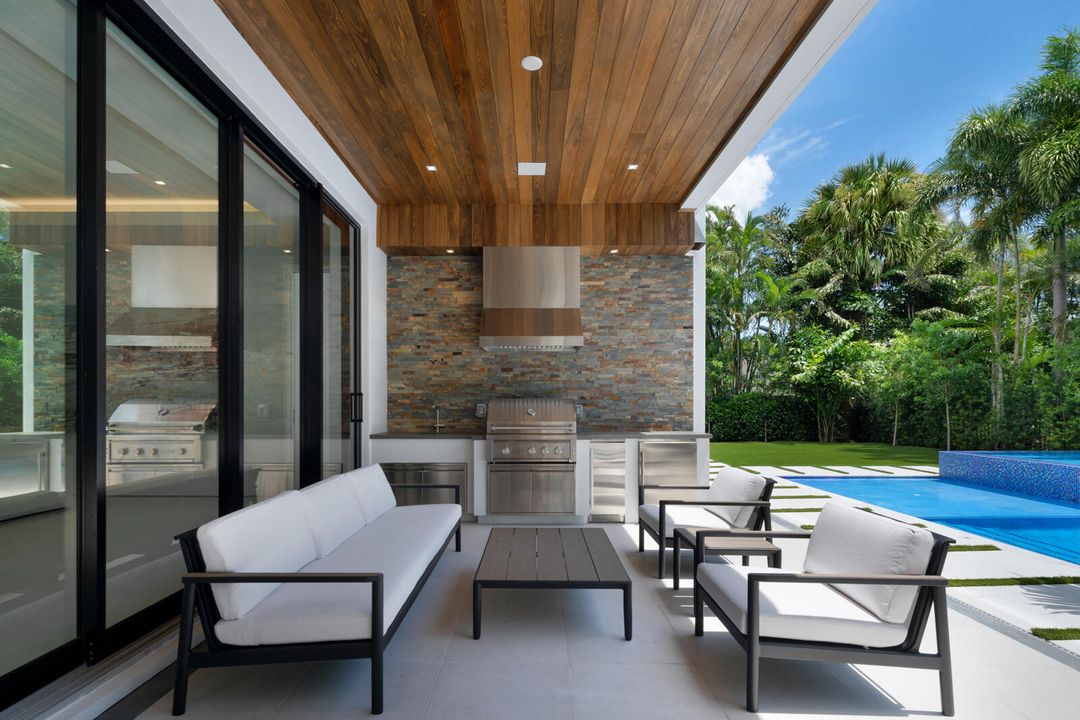 На продажу: $11,900,000 (5 спален, 7 ванн, 6774 Квадратных фут)