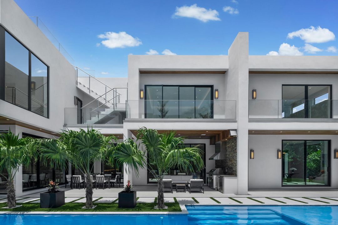 На продажу: $11,900,000 (5 спален, 7 ванн, 6774 Квадратных фут)