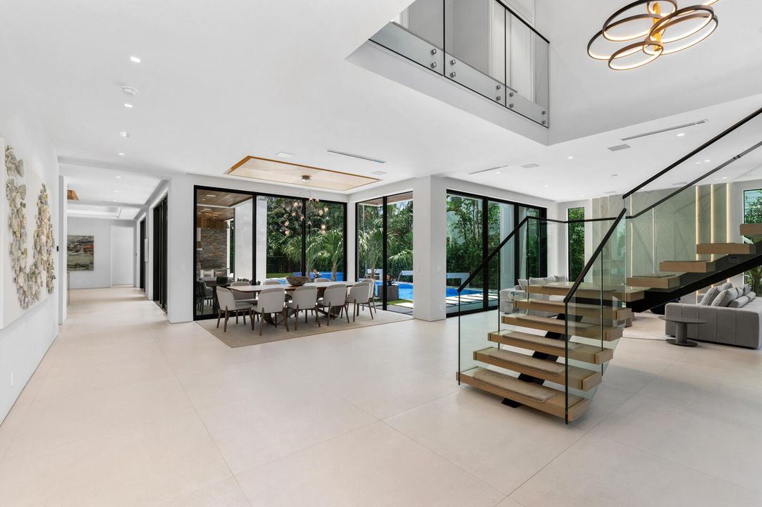 На продажу: $11,900,000 (5 спален, 7 ванн, 6774 Квадратных фут)