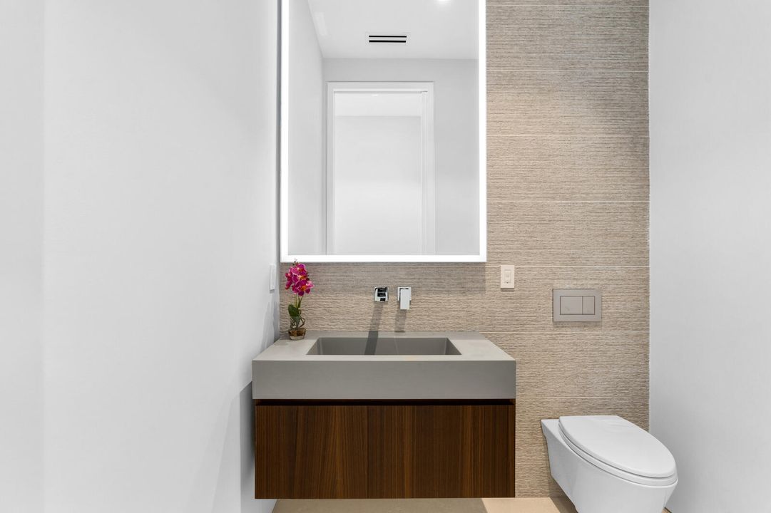 На продажу: $11,900,000 (5 спален, 7 ванн, 6774 Квадратных фут)