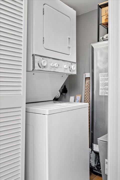 For Rent: $3,600 (1 beds, 1 baths, 500 Square Feet)