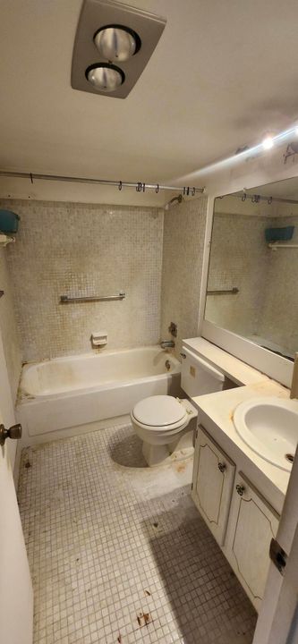 待售: $50,000 (1 贝兹, 1 浴室, 595 平方英尺)