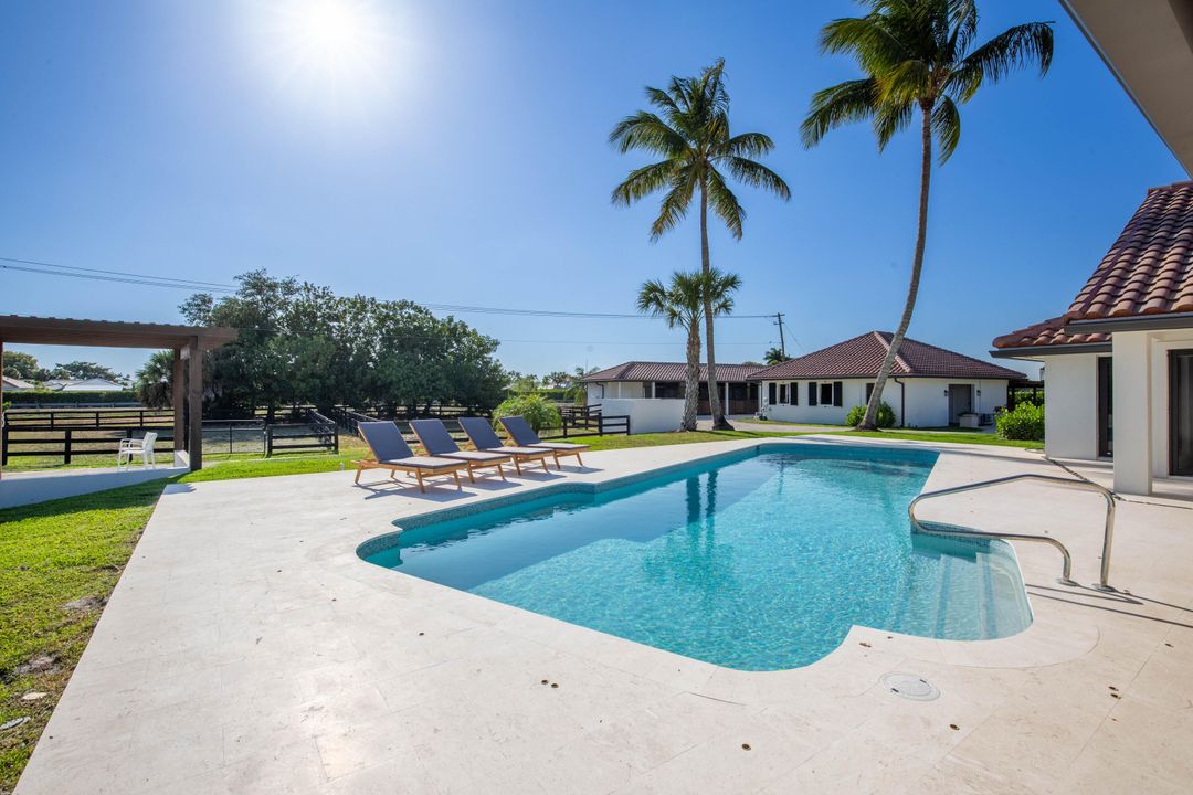 Active With Contract: $15,000 (4 beds, 3 baths, 2730 Square Feet)