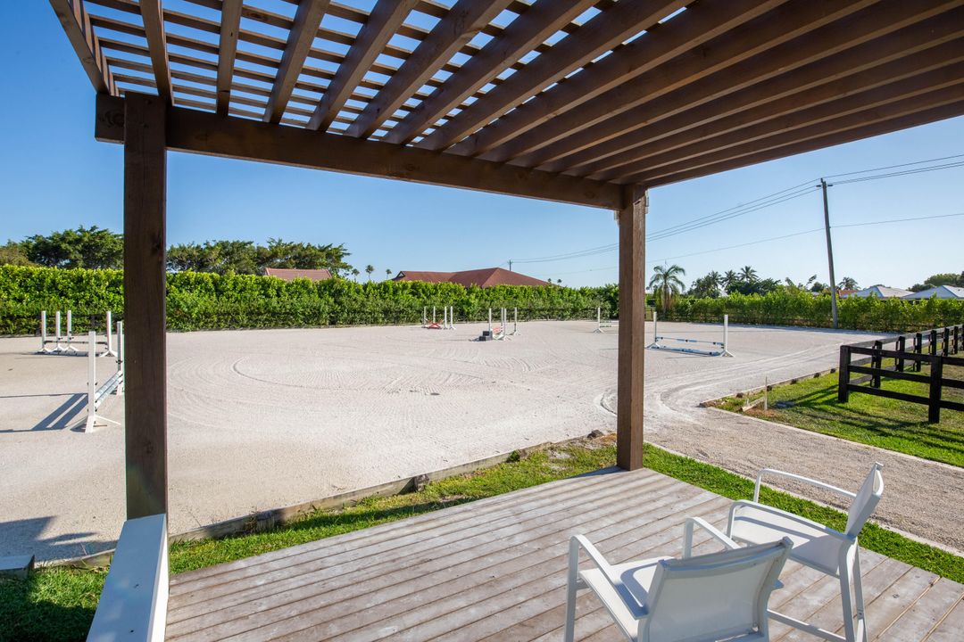 Active With Contract: $15,000 (4 beds, 3 baths, 2730 Square Feet)