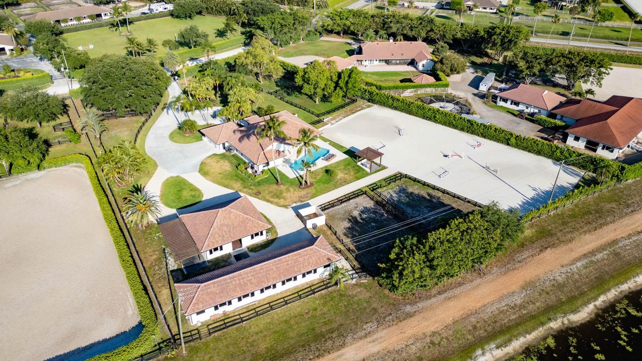 Active With Contract: $15,000 (4 beds, 3 baths, 2730 Square Feet)