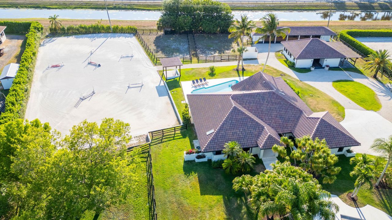 Active With Contract: $15,000 (4 beds, 3 baths, 2730 Square Feet)