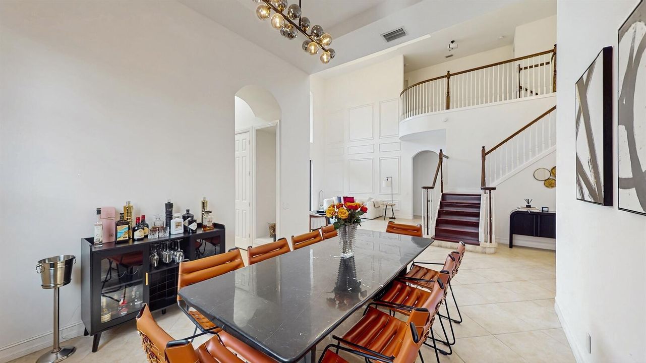 For Sale: $1,099,000 (4 beds, 4 baths, 3717 Square Feet)