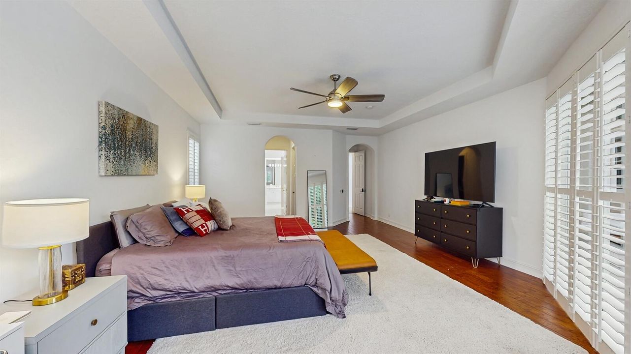 For Sale: $1,099,000 (4 beds, 4 baths, 3717 Square Feet)