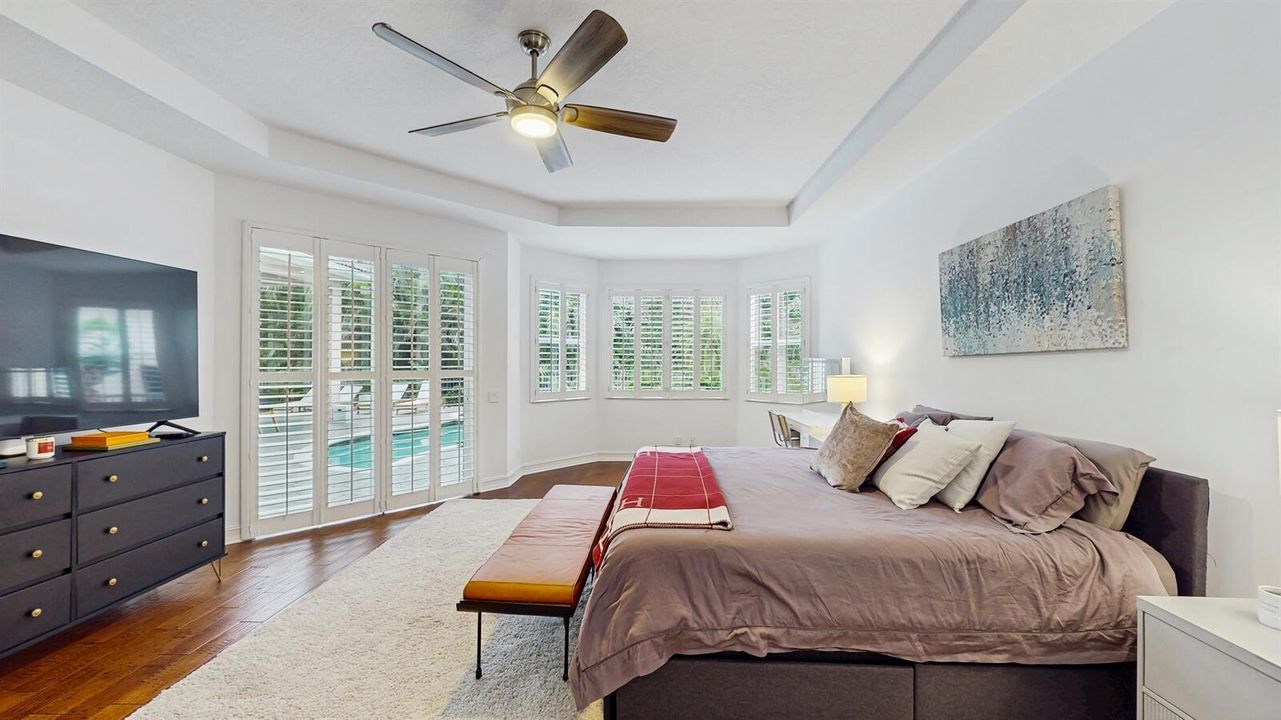 For Sale: $1,099,000 (4 beds, 4 baths, 3717 Square Feet)