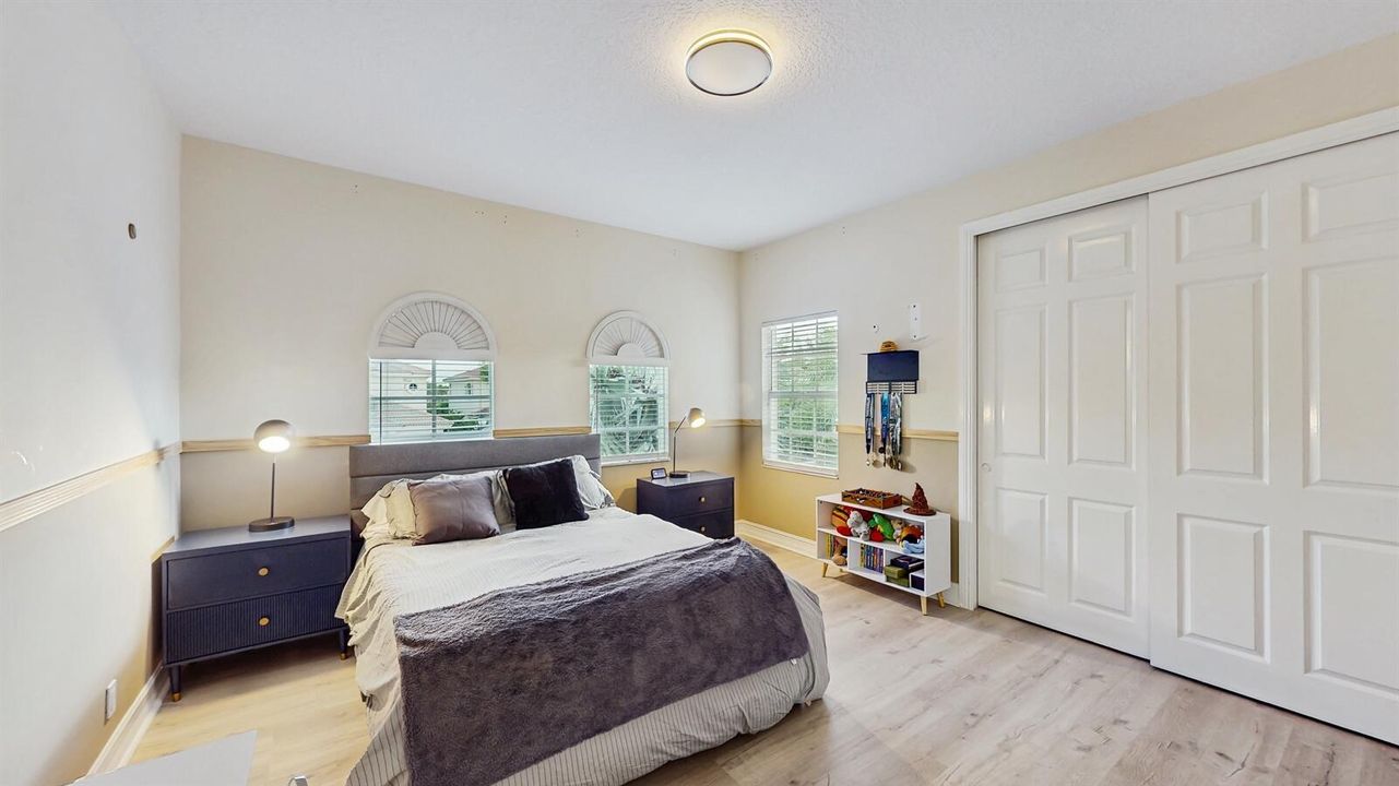 For Sale: $1,099,000 (4 beds, 4 baths, 3717 Square Feet)