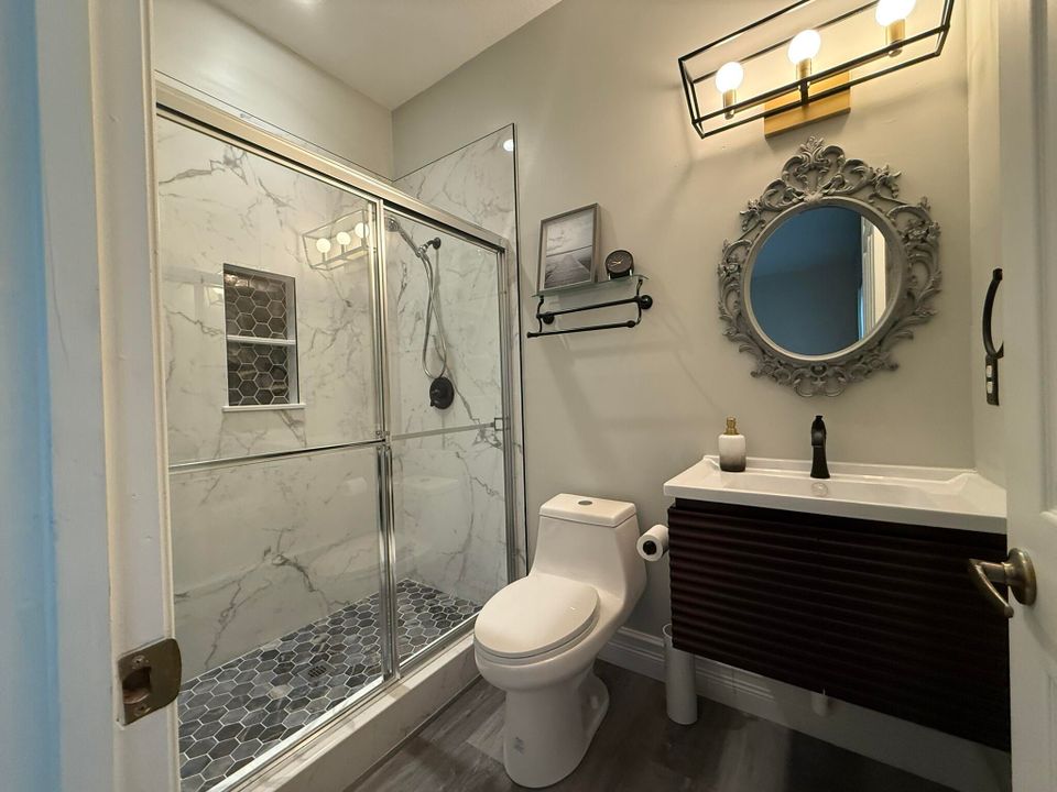 For Rent: $4,500 (3 beds, 3 baths, 2201 Square Feet)