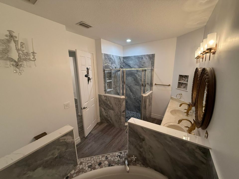 For Rent: $4,500 (3 beds, 3 baths, 2201 Square Feet)