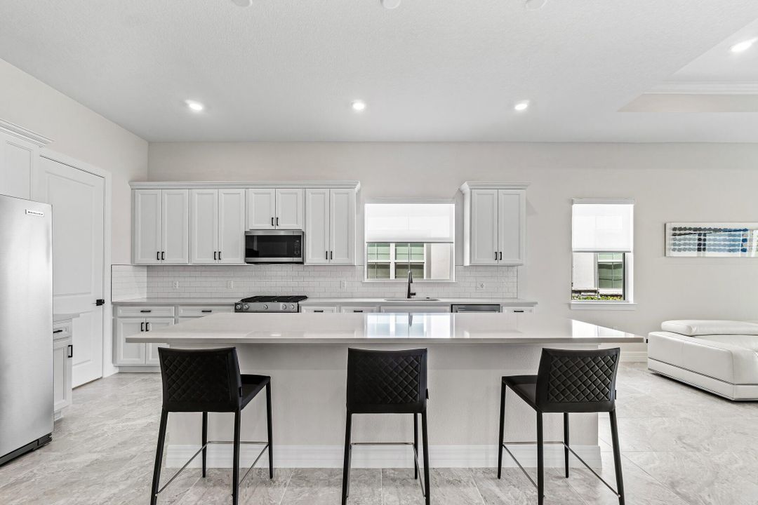 For Rent: $9,550 (3 beds, 2 baths, 2096 Square Feet)