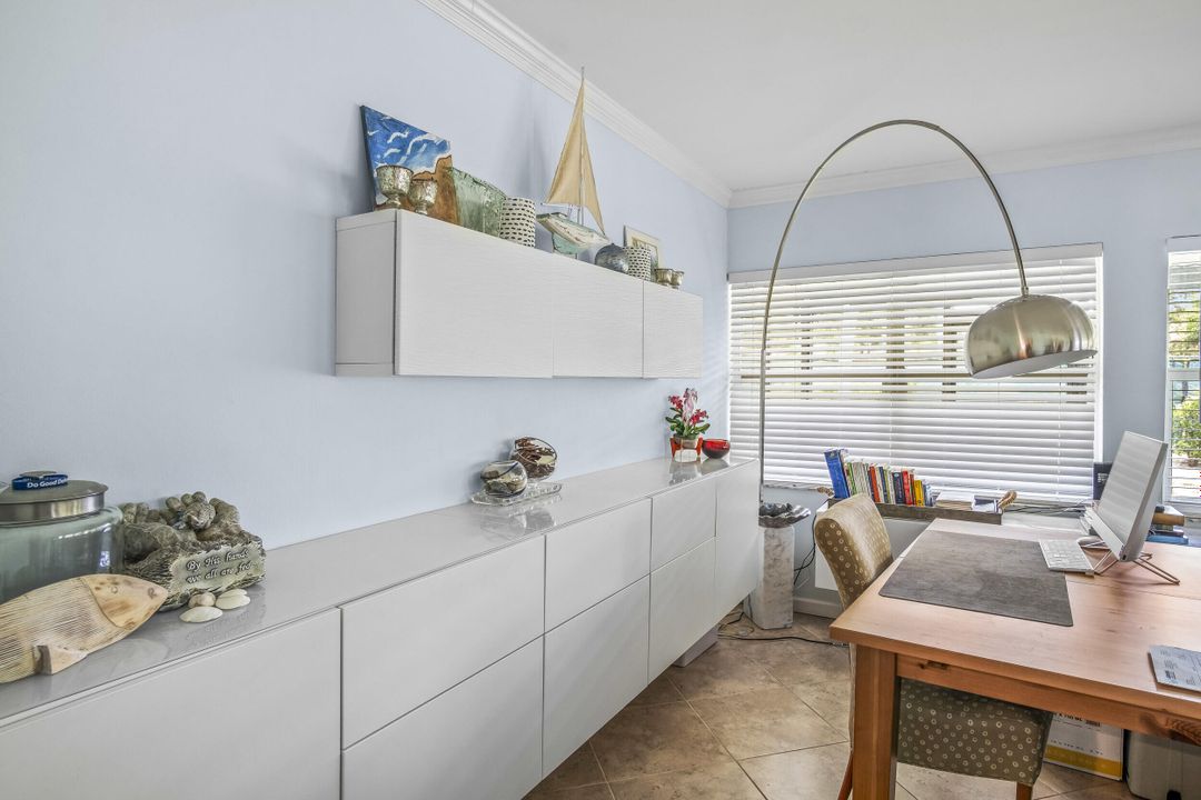 待售: $700,000 (3 贝兹, 2 浴室, 1645 平方英尺)