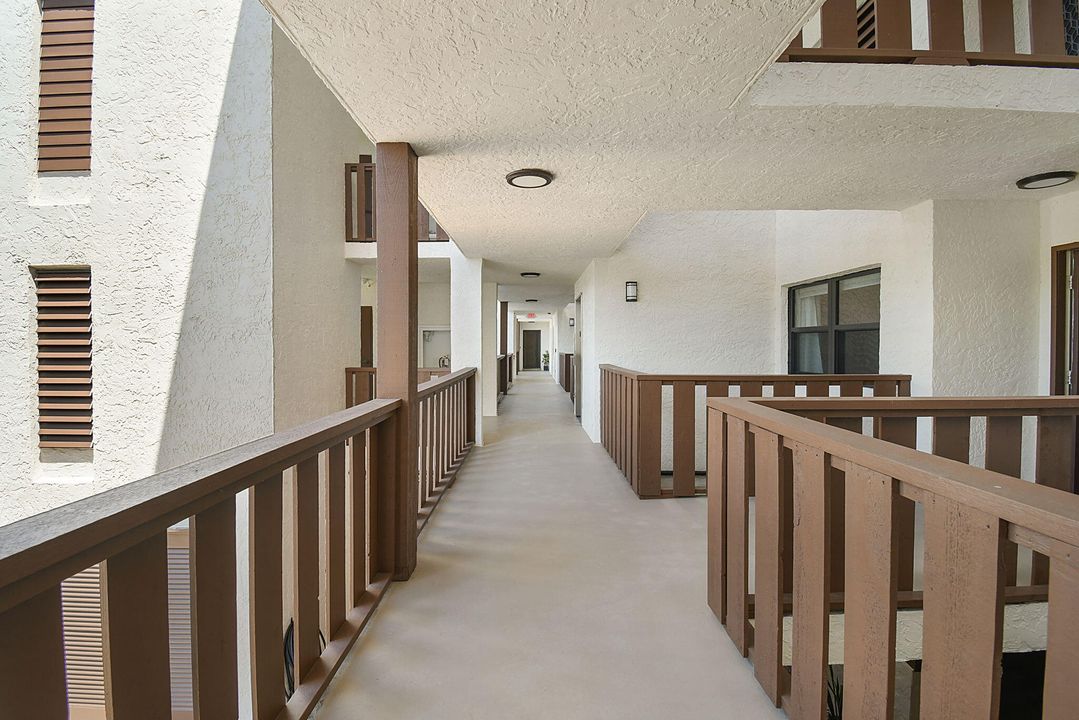 待售: $300,000 (3 贝兹, 2 浴室, 1684 平方英尺)