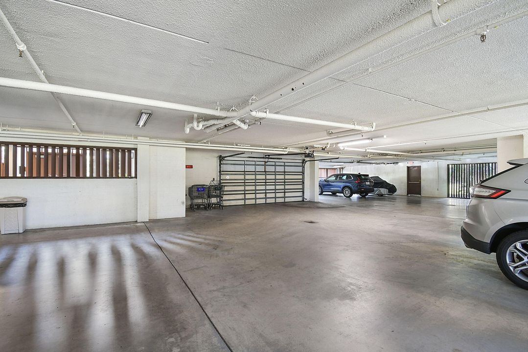 待售: $300,000 (3 贝兹, 2 浴室, 1684 平方英尺)