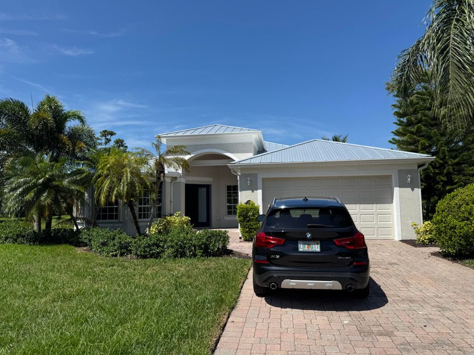 Recently Sold: $599,000 (4 beds, 3 baths, 2336 Square Feet)