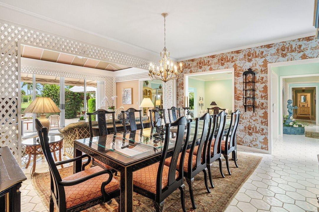 Active With Contract: $12,500,000 (7 beds, 7 baths, 5432 Square Feet)