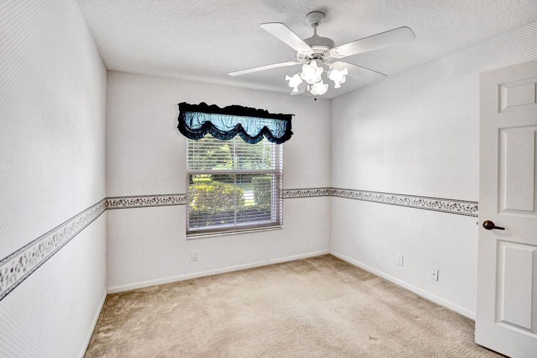 Под контрактом: $639,000 (4 спален, 2 ванн, 2386 Квадратных фут)