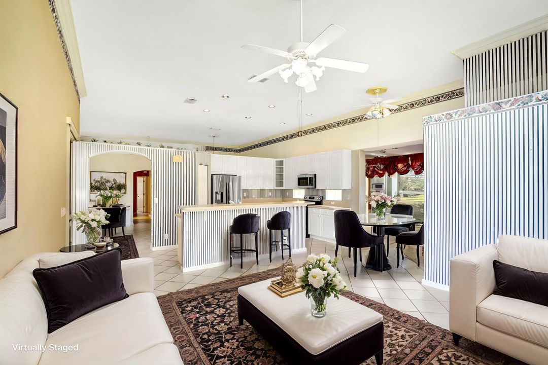 Под контрактом: $639,000 (4 спален, 2 ванн, 2386 Квадратных фут)