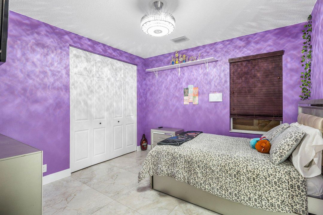 For Sale: $1,750,000 (7 beds, 5 baths, 3844 Square Feet)