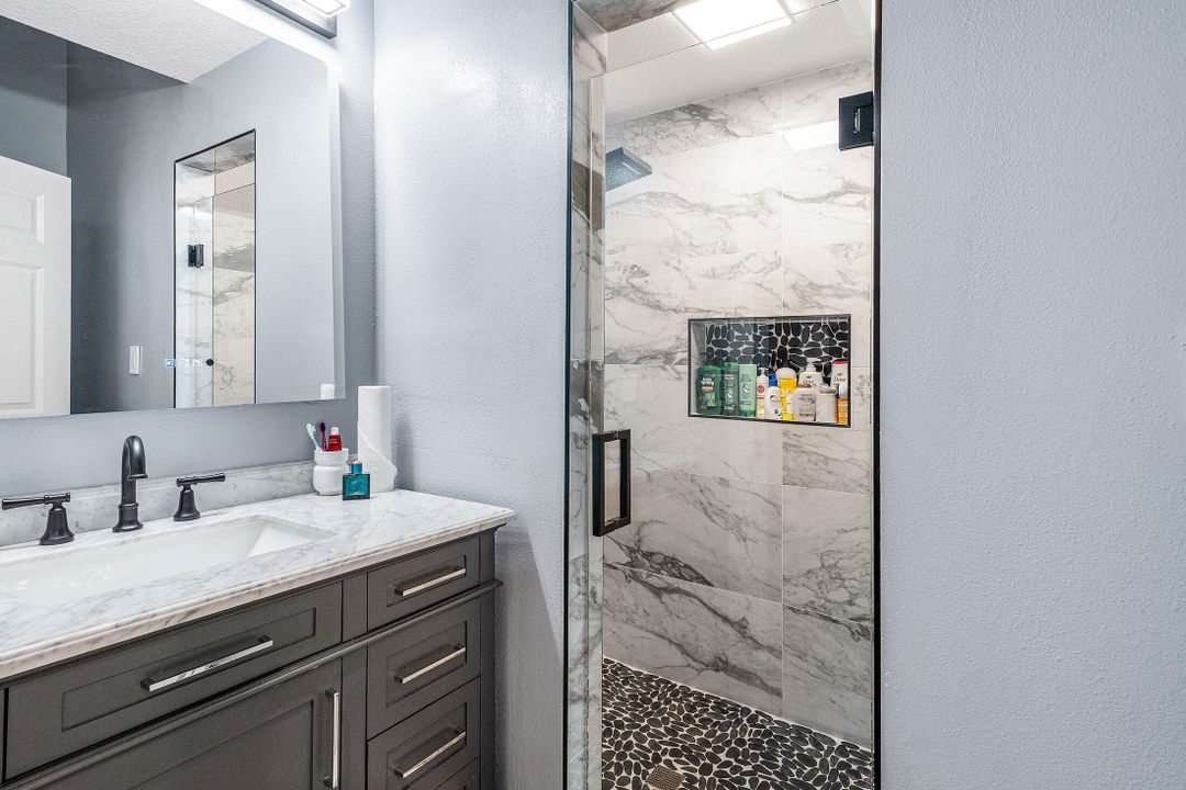 For Sale: $1,750,000 (7 beds, 5 baths, 3844 Square Feet)