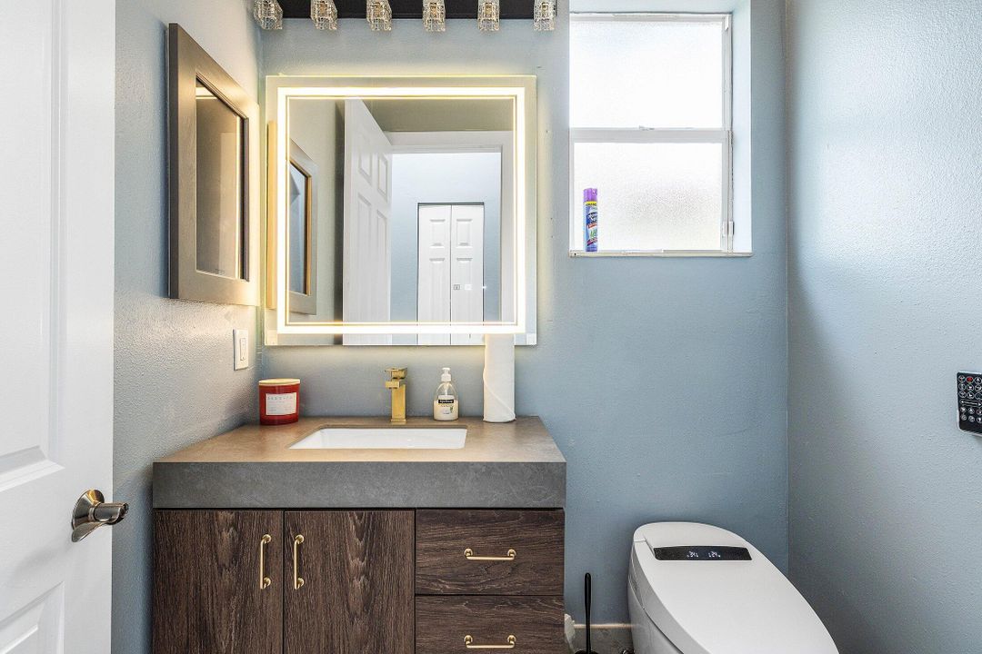 For Sale: $1,750,000 (7 beds, 5 baths, 3844 Square Feet)