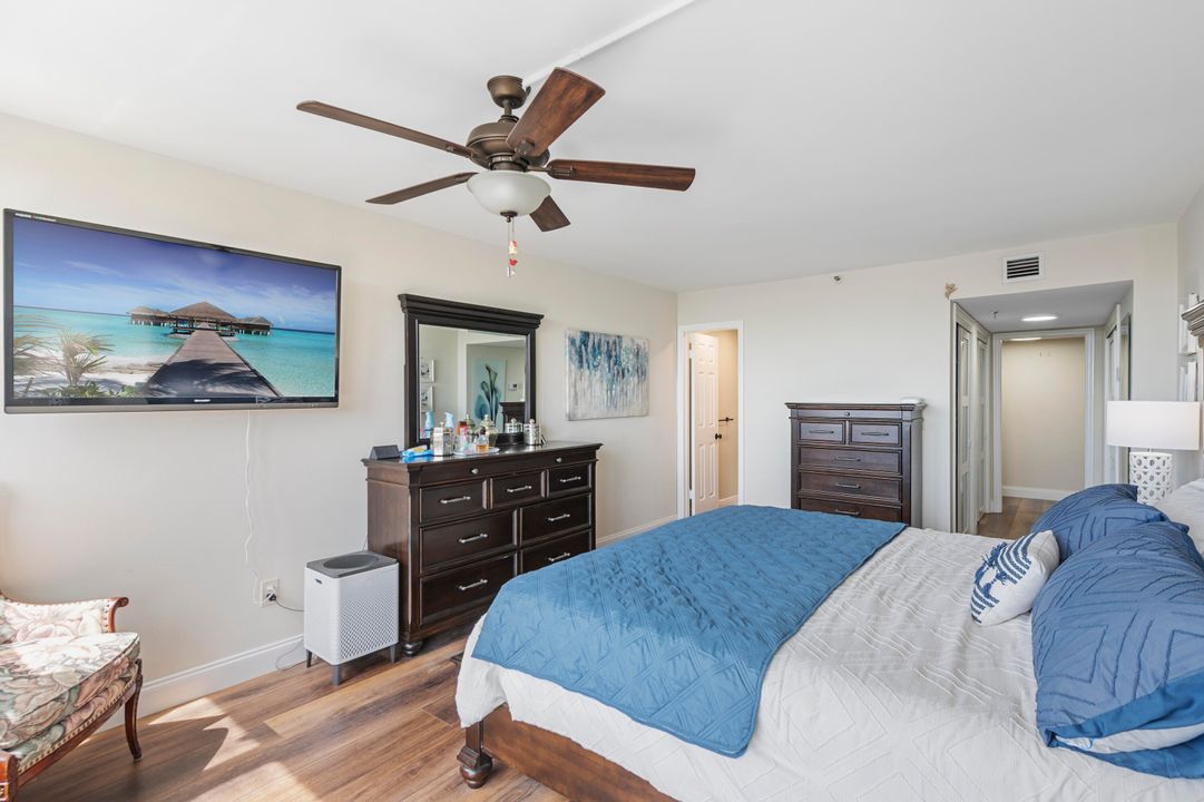 合同活跃: $8,000 (2 贝兹, 2 浴室, 1385 平方英尺)