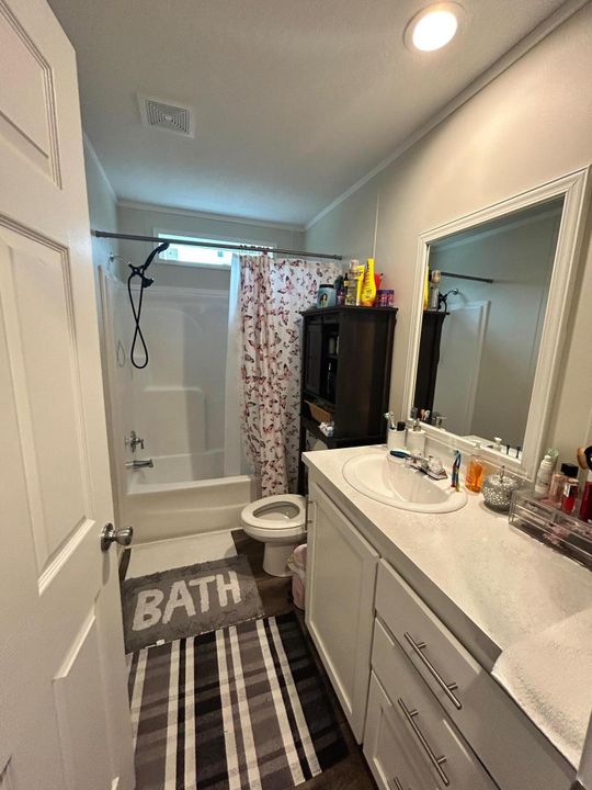 En Venta: $345,000 (3 camas, 2 baños, 1296 Pies cuadrados)