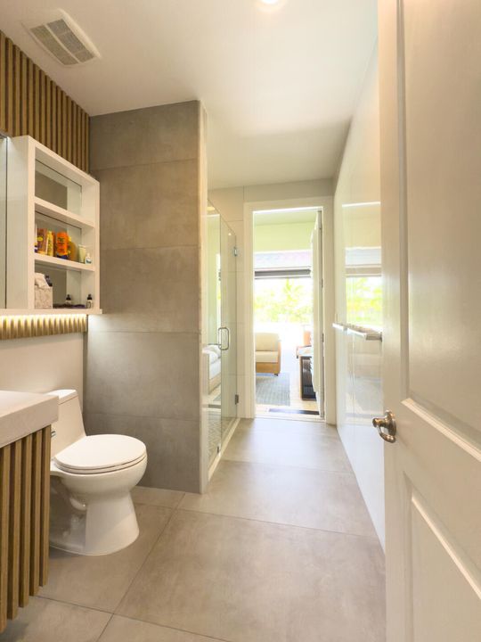 For Sale: $4,399,000 (6 beds, 5 baths, 5226 Square Feet)