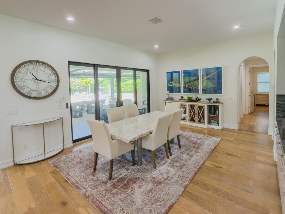 For Sale: $4,399,000 (6 beds, 5 baths, 5226 Square Feet)