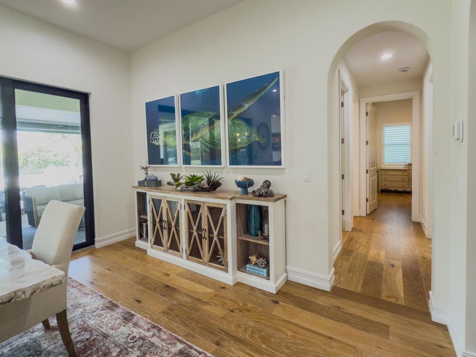 For Sale: $4,399,000 (6 beds, 5 baths, 5226 Square Feet)