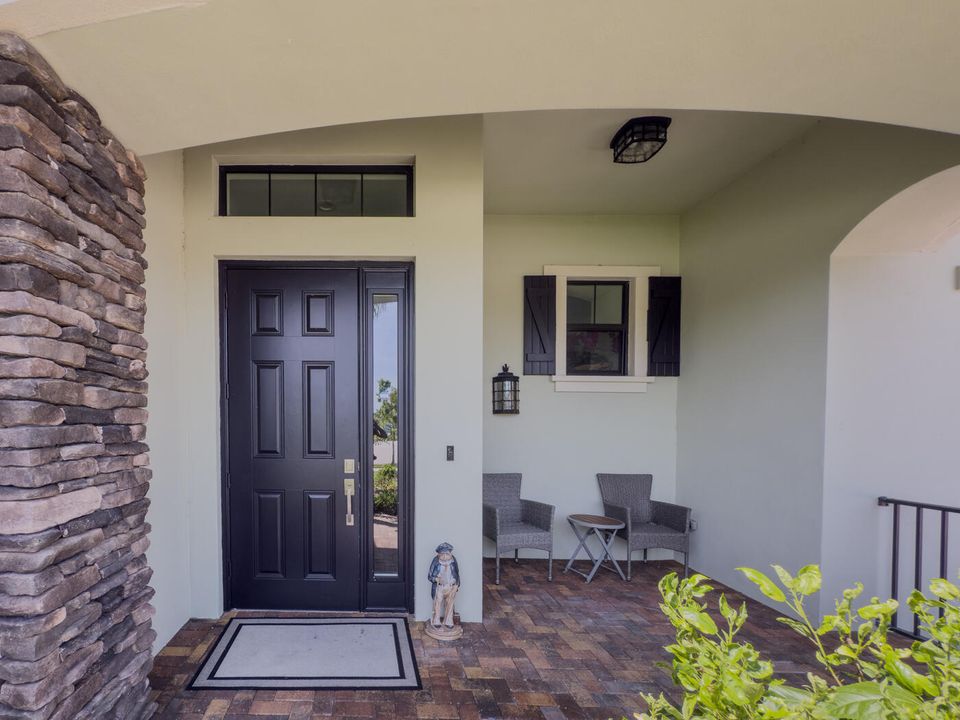 For Sale: $4,399,000 (6 beds, 5 baths, 5226 Square Feet)