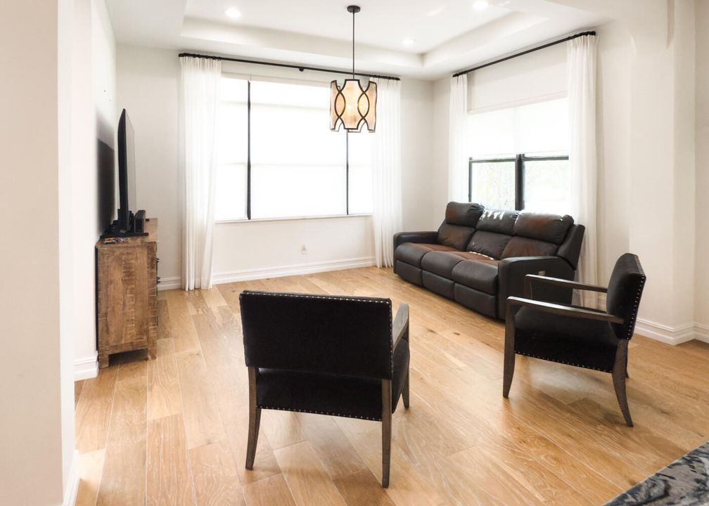 For Sale: $4,399,000 (6 beds, 5 baths, 5226 Square Feet)