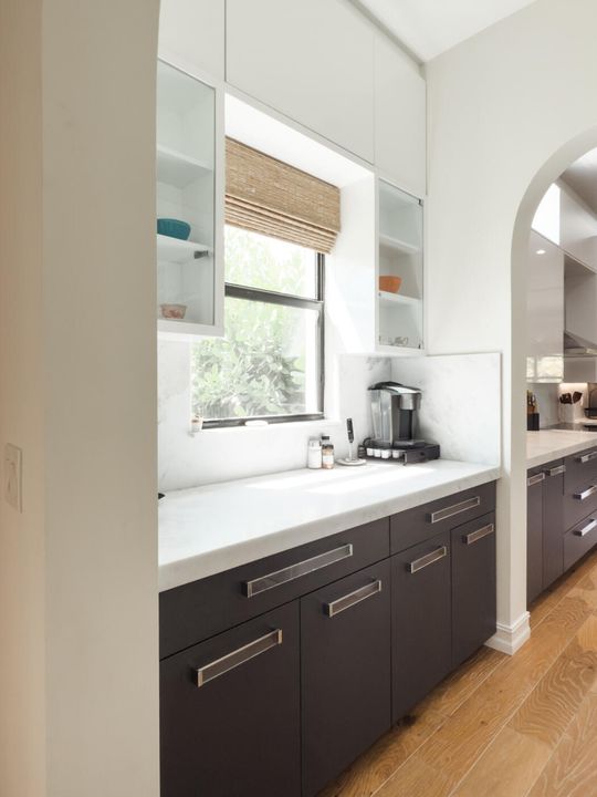 For Sale: $4,399,000 (6 beds, 5 baths, 5226 Square Feet)